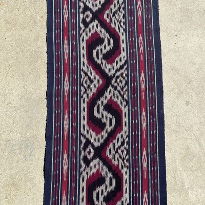 Tissus - Ikat indonésien violet et fuchsia, tissu traditionnel 190x26cm - OFFICE OBJETS