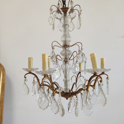 Suspensions - Moyen lustre cage à pendeloques et monture en laiton de style Louis XV - OFFICE OBJETS
