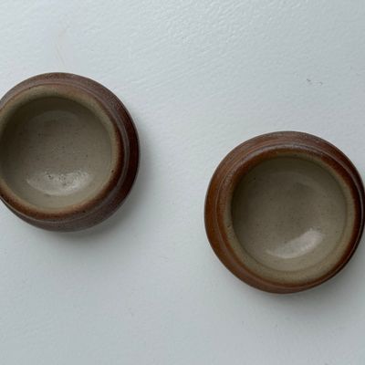 Couverts & ustensiles de cuisine - Paire de salerons en grès - OFFICE OBJETS