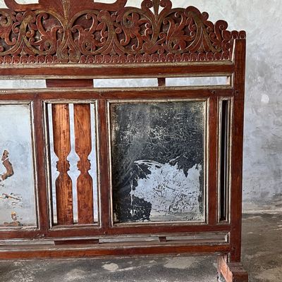 Sculptures, statuettes and miniatures - Small Indonesian screen in carved wood H:104 L:106 - OFFICE OBJETS