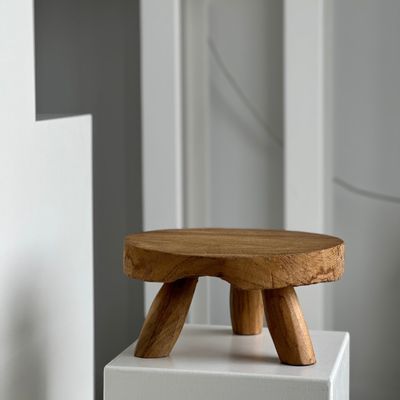 Stools - Small low tripod stool in blond upcycled teak D:30 H:15 - OFFICE OBJETS