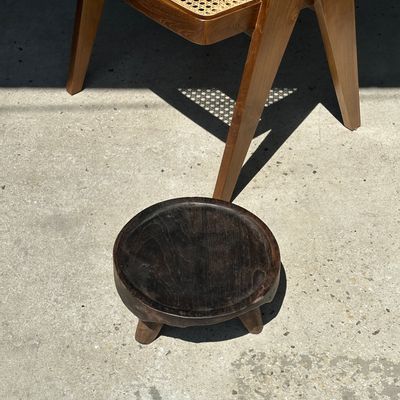 Tabourets - Petit tabouret tripode bas en teck upcyclé brun foncé D:30 H:15 - OFFICE OBJETS