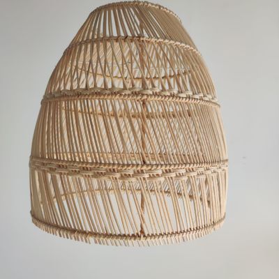 Suspensions - Petite suspension ou abat-jour en rotin en forme de cloche - OFFICE OBJETS