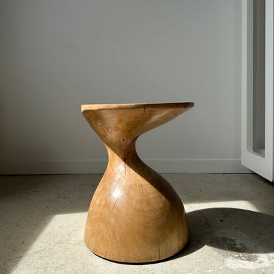 Night tables - Sexy Neck - End table in solid wood (monoxyle) organic shape natural color - OFFICE OBJETS
