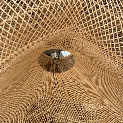 Suspensions - Suspension ou abat-jour en rotin en forme de nuage ou bulle aplatie D:120 - OFFICE OBJETS