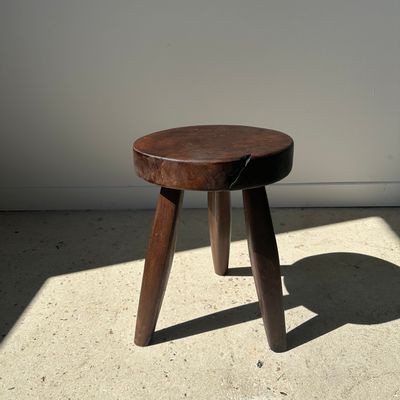 Stools - Tripod stool in upcycled teak with flat top - Small tripod stool in brown solid wood with flat circular seat H:40cm - OFFICE OBJETS