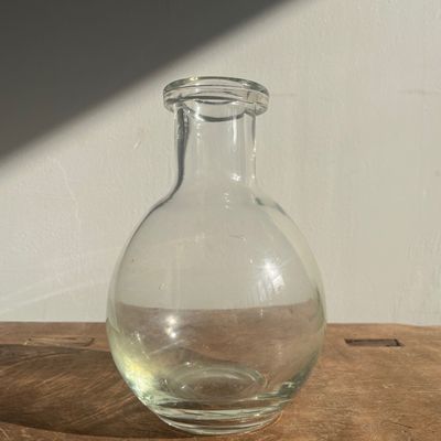 Vases - Vase boule en verre à col arrondi - OFFICE OBJETS