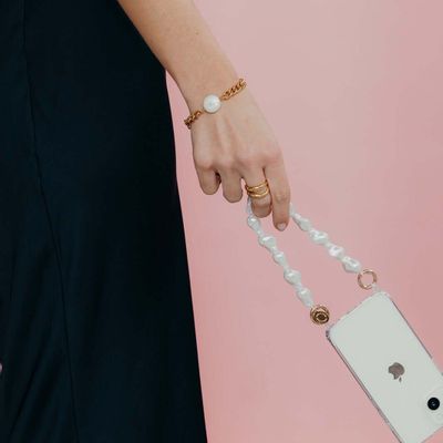 Cadeaux - SANGLE DE TÉLÉPHONE Courte Perle - FOLIE À TROIS