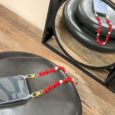 Cadeaux - Shell Whisper Courte SANGLE DE TÉLÉPHONE - FOLIE À TROIS