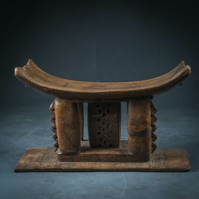 Pièces uniques - Tabouret Ashanti, moitié du XXe siècle, Ghana - QUINTESSENCE AFRICAINE