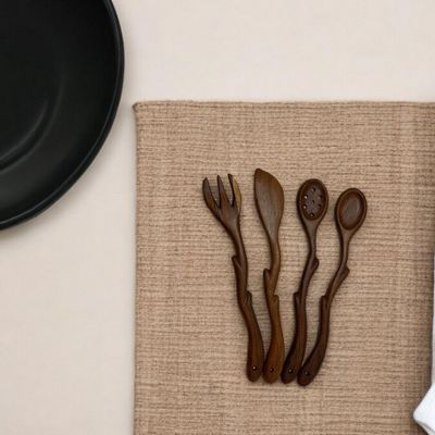 Kitchen utensils - Ostar Sheesham Wood Cutlery Set of 4 –Handcrafted- Sustainable 30cm - MAISON ZOE