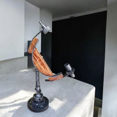 Lampes de table - Lampe de table Moon — Lampe en métal recyclé fait main -Bois finission - MAISON ZOE