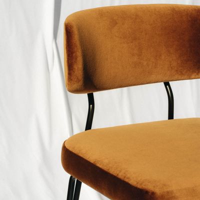 Tabourets pour collectivités - Tabouret de Bar Apollo Structure en Fer Laqué Noir avec Détails en Laiton Brossé - DUISTT