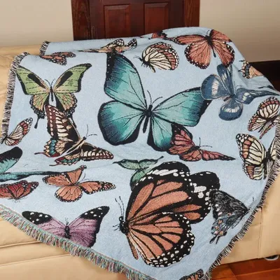 Decorative objects - butterfly dance cotton throw. - KARENA INTERNATIONAL