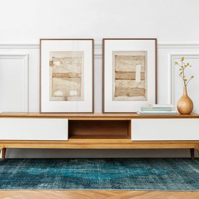 Services - 'Aldana 01' - Œuvre Originale - 70x100 cm - PERSPECTIVA 10
