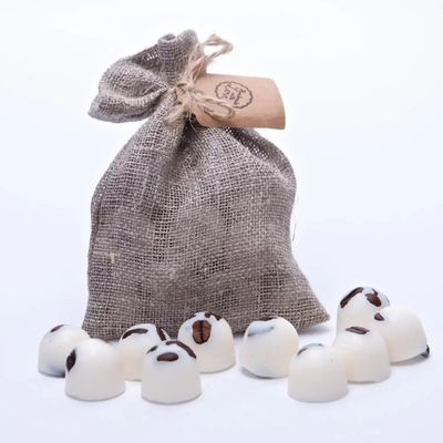 Candles - Scented Natural Wax Melts in Linen Bag of 10 each, Lavender, pink bag - BEAUTY SCENTS CANDLES