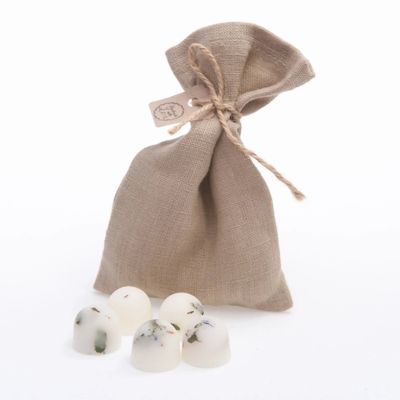 Bougies - Fondants de cire naturelle parfumés dans un sachet en lin de 10 chacun, orange et cannelle, sachet rose - BEAUTY SCENTS CANDLES