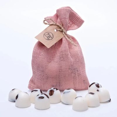 Bougies - Fondants de cire naturelle parfumés dans un sachet en lin de 10 chacun, vanille et café, sac blanc - BEAUTY SCENTS CANDLES