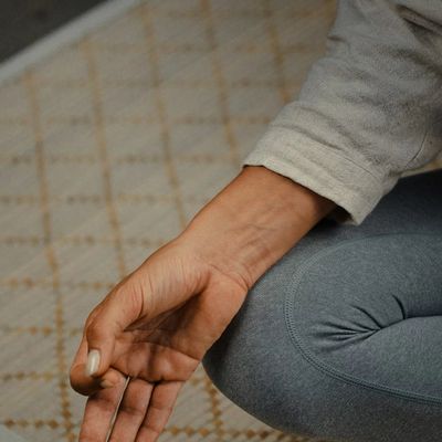 Contemporary carpets - SAMBU DIAMOND, the meditation and Yin Yoga mat - MAHOLA YOGA