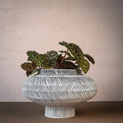 Vases - Arta lines, vase en porcelaine, rond, blanc, noir - KLATT OBJECTS