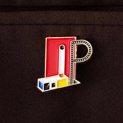 Brooches - Pin Design of a Cigarette Pavilion - PINPINPIN.IT