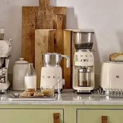 Petit électroménager - SMEG - BASTIDE 1880