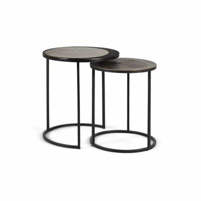 Tables basses - Lot de deux tables d'angle rondes avec plateau en métal - GINER Y COLOMER