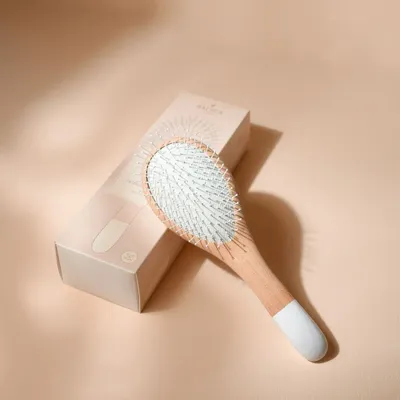 Beauty products - Detangling and volumizing hairbrush - BACHCA