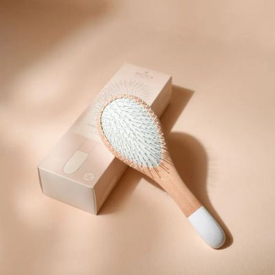 Beauty products - Detangling and volumizing hairbrush - BACHCA