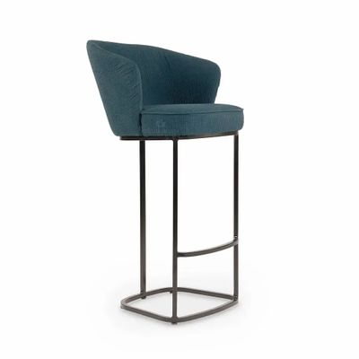 Chaises - Qiya - Chaise haute en métal et tissu vert - ALANKARAM