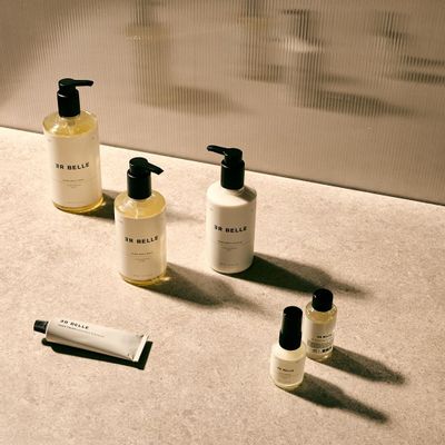 Soaps - Lemongrass and Mint Hand and Body Wash 5 - REBELLE COPENHAGEN