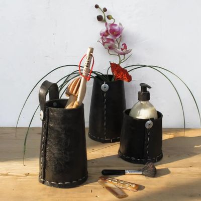 Objets de décoration - Pot haut conique en pneu recyclé - KARAWAN AUTHENTIC
