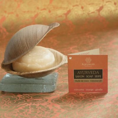 Savons - SAVON SOLIDE AYURVEDIQUE - CURCUMA - GRAND FORMAT - KARAWAN AUTHENTIC