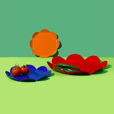 Platter and bowls - Flower Tray – Graphic Metal Serving Plate - ISUWA