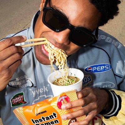 Socks - Eat My Socks Instant Ramen, Chicken - THE WOW EFFECT COMPANY