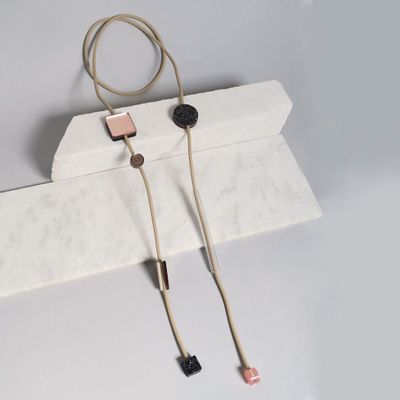 Bijoux - Collier Primario - Chaque port est une nouvelle expérience - PAMELA COROMOTO