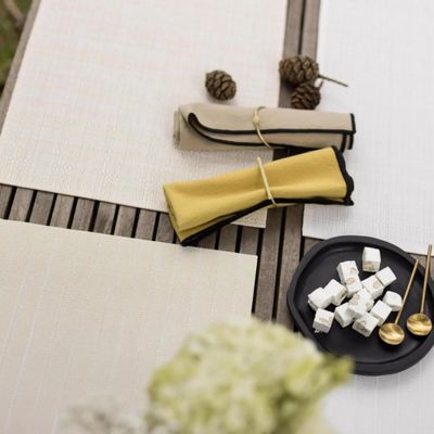Table cloths - Manoka Placemat Set Neige/Or 33 X 45 - MAISON VIVARAISE - SDE VIVARAISE WINKLER