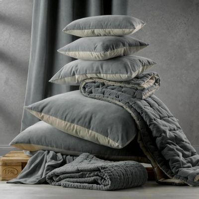 Coussins - Coussin UNI ELISE VERT DE GRIS 40 X 65 - MAISON VIVARAISE - SDE VIVARAISE WINKLER