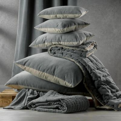 Coussins - Coussin uni Elise Vert de gris 45 x 45 - MAISON VIVARAISE - SDE VIVARAISE WINKLER