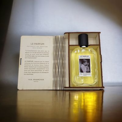 Parfums pour soi et eaux de toilette - Le parfum Via François - Extrait de parfum - VIA FRANCOIS