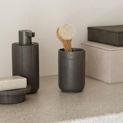 Toilet brushes - KUA Bathrrom Accessories - BLOMUS