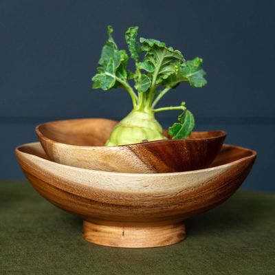 Bowls - Flare bowls on foot - KINTA