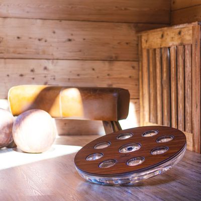 Gym and fitness equipment for hospitalities & contracts - Eau-Me Board - WATERROWER | NOHRD