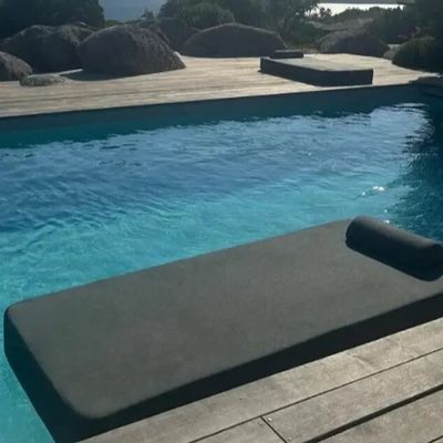 Piscines - CHRISTOPHE | Le PoolBed Kaki Cozip | 180x70xh18 cm - COZIP