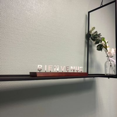 Sculptures, statuettes and miniatures - Digraphe Bienvenue - Chez nous - LE DIGRAPHE
