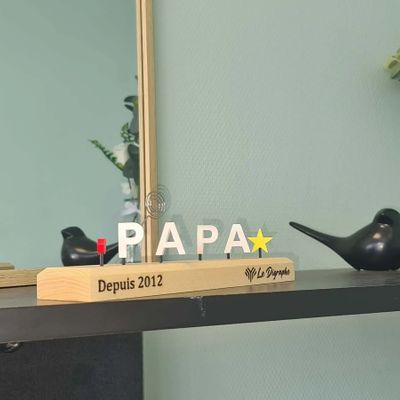 Sculptures, statuettes et miniatures - PAPA - EN OR - LE DIGRAPHE