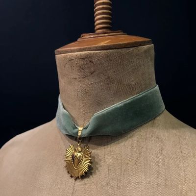 Jewelry - Necklace Benvolio - Choker in green velvet - FASCINATO