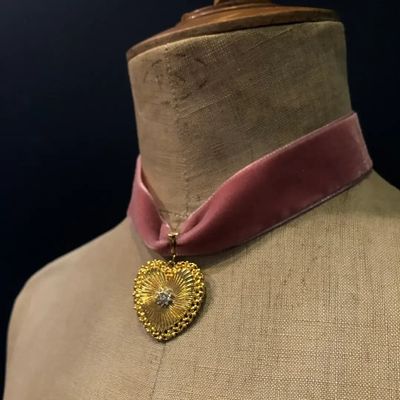 Jewelry - Necklace Rosaline - Choker in pink velvet - FASCINATO
