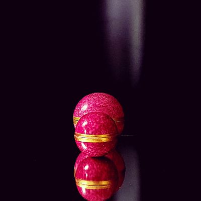 Cadeaux - Bougie Globe Bollywood Rose Music - PONPON CURIOSITAS