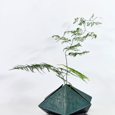 Vases - \" T'Nan Island - YQ LACQUER